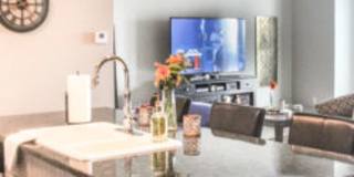 Dewey 3700 Apartments Gallery 22