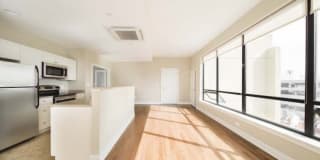 521 St Paul Street Gallery 14