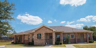 Senior Housing - North Greenbriar Gallery 16