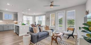 Jolie Pflugerville Gallery 8