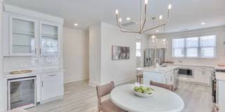 10th & Park Gallery 19