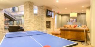 Uptown East Gallery 44