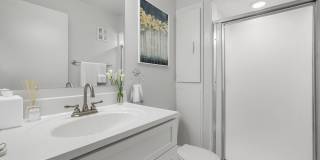 The Residences at Lakeview Gallery 10