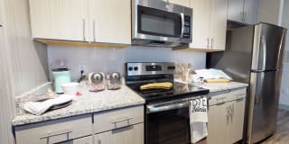 Yugo Greenville Uptown - Student Housing Gallery 83