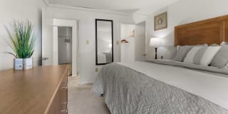 California Apartments Gallery 28