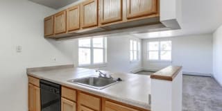 Oak Hill Apartments Gallery 1