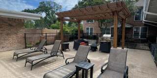 Wilshire on Mockingbird Gallery 9