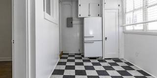 The Kensington Gallery 7