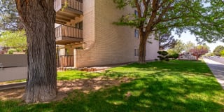 Uptown Square Apartments Gallery 34