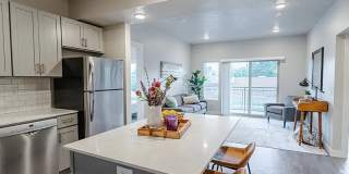 The Lofts at 5 Points Gallery 5