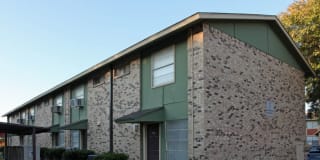 Regis Square Gallery 1