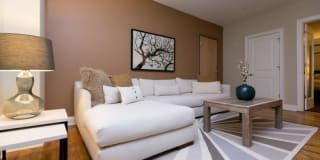 PENN GARRISON LOFTS Gallery 11