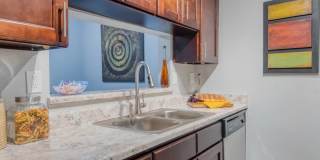 Kingswood Village Apartments Gallery 2