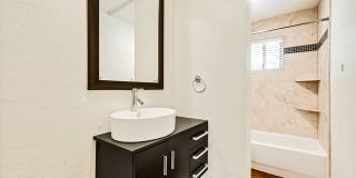 West 7th Apartments Gallery 9