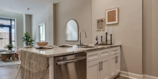 Eight West Third Apartments Gallery 4