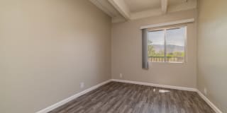 Uptown Square Apartments Gallery 28