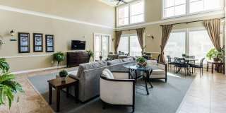 Senior Housing - Emory Senior Living Apartments Gallery 24