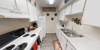 Northlake Manor Gallery 1