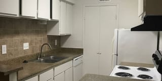 The Crest Apartments Gallery 5