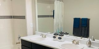 Echo Ridge at North Hills Gallery 10