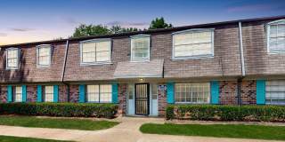 Luxe at Raleigh Apartments Gallery 33