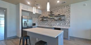 The Moderne Gallery 17