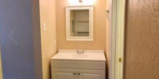 Kelly Apartments Gallery 17