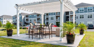 Emblem at Christiana Gallery 39