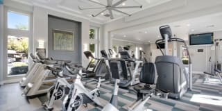 Miramonte and Trovas Apartments Gallery 14