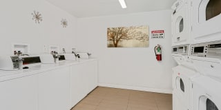 4140 & 4136 Grandview Blvd Gallery 11