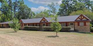 Northeast Hills Apartments Gallery 28