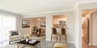 Glenlake Village Apartments Gallery 4