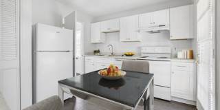 The Residences at Lakeview Gallery 19