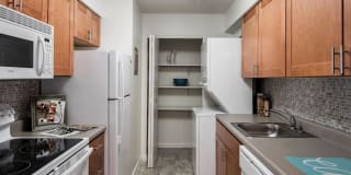 Pikeview Manor Apartments Gallery 1
