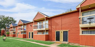 Park at Summerhill Gallery 17