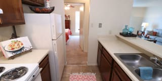 Seasons Apartments Gallery 6