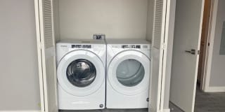 1600 Hoyt Gallery 17