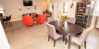 San Remy Apartments Gallery 15