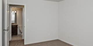 Burnam Woods Apartments Gallery 19