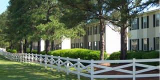 Woodhaven Apartments Gallery 3