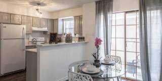 Algarita Lakeside Gallery 4