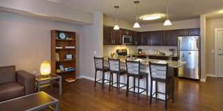 West Grand Avenue - Student Housing Gallery 2