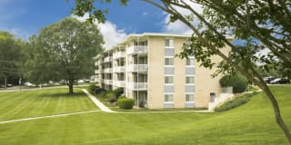 The Hanover Apartments Gallery 9