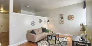 Glass Factory Gallery 16