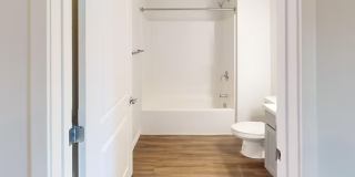 Greenwood Apartments Gallery 8