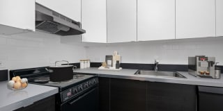 441 West Barry Gallery 5