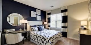 River Oaks Gallery 13