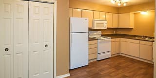 Crestwood Gallery 15