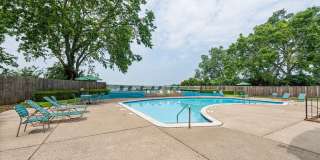 The Lake Shore Apartments Gallery 48