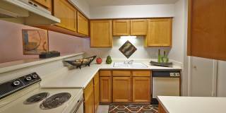 Preston Pointe Gallery 1